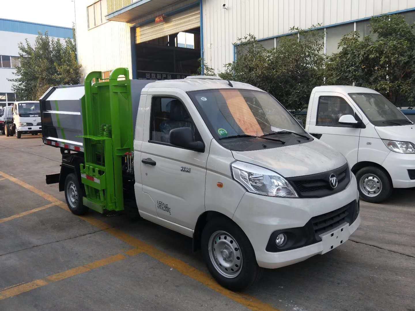 福田国六挂桶垃圾车