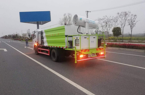 东风大多利卡带电子水炮8方雾炮车