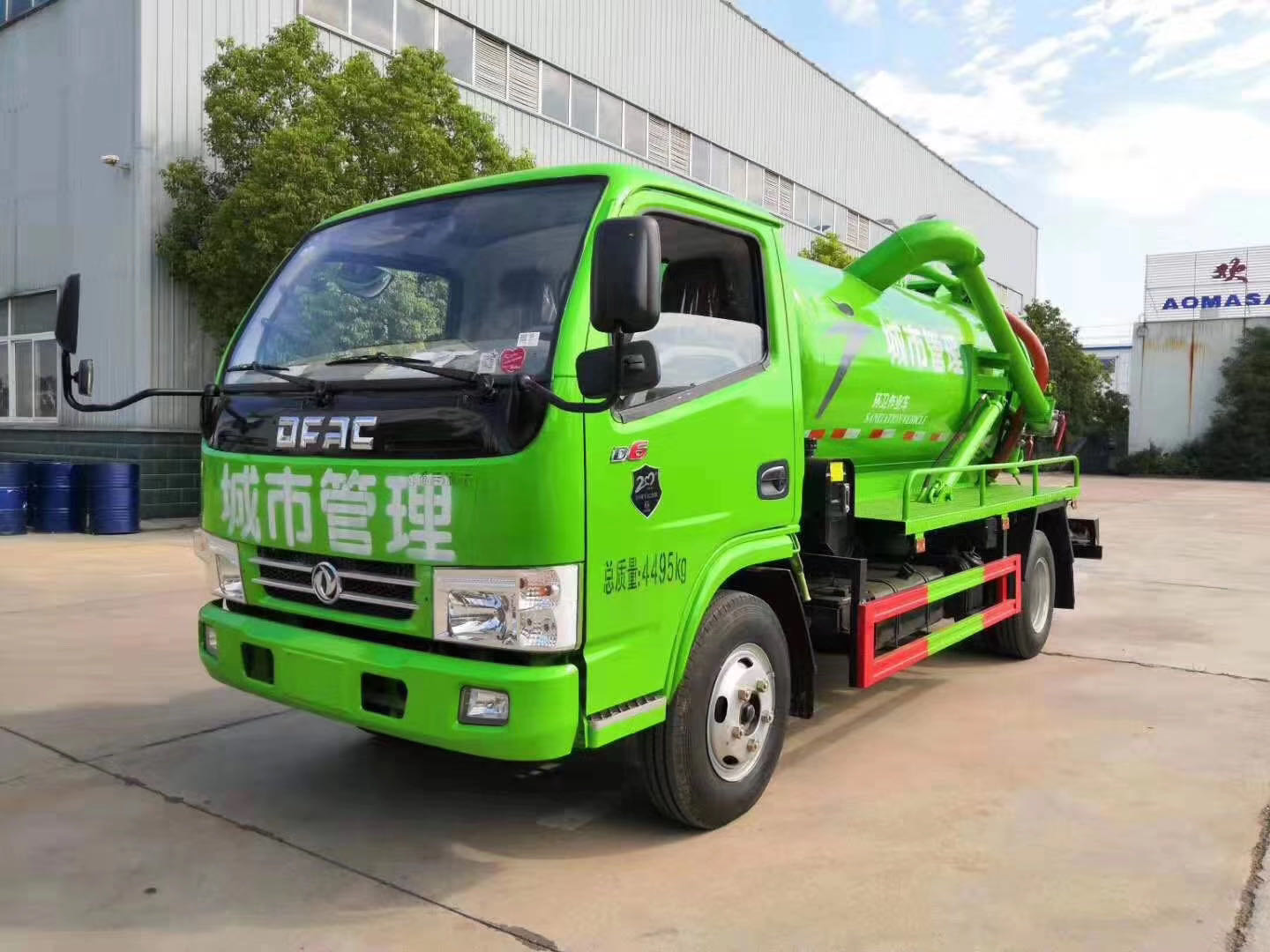 东风多利卡D6清洗<font color='red'>吸污车</font>