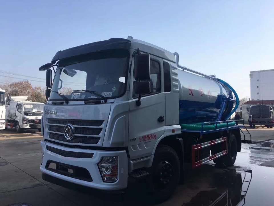 东风专底12方吸污车