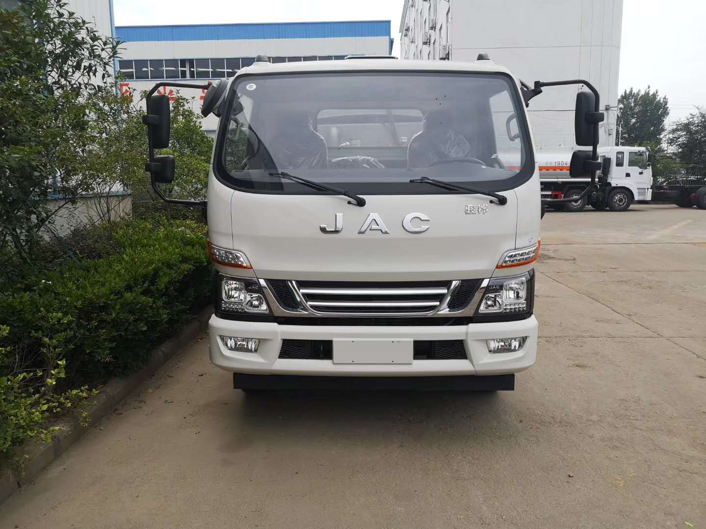 江淮国六骏铃V6高端餐厨垃圾车 ()