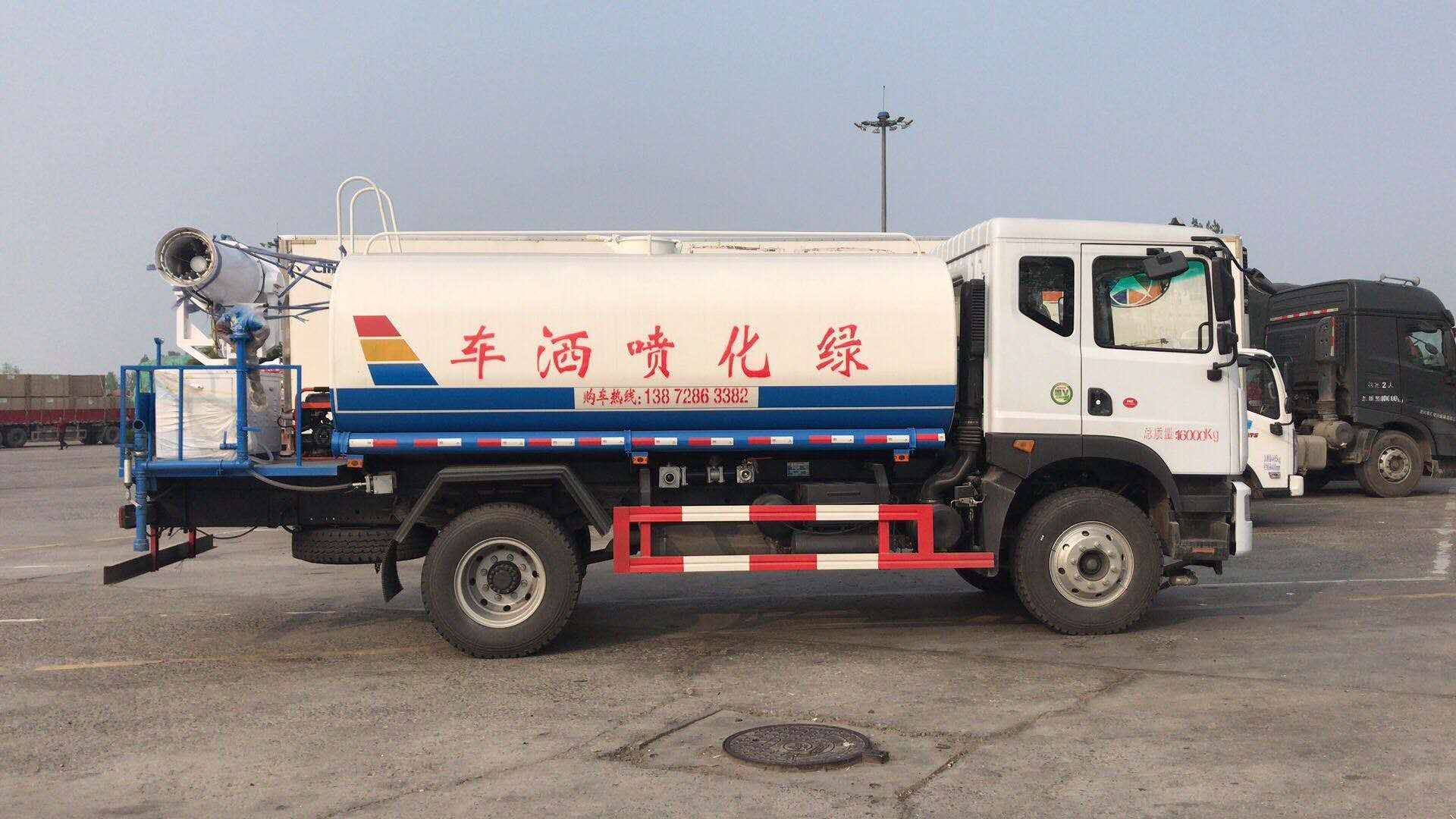 12吨洒水车发往天津 ()