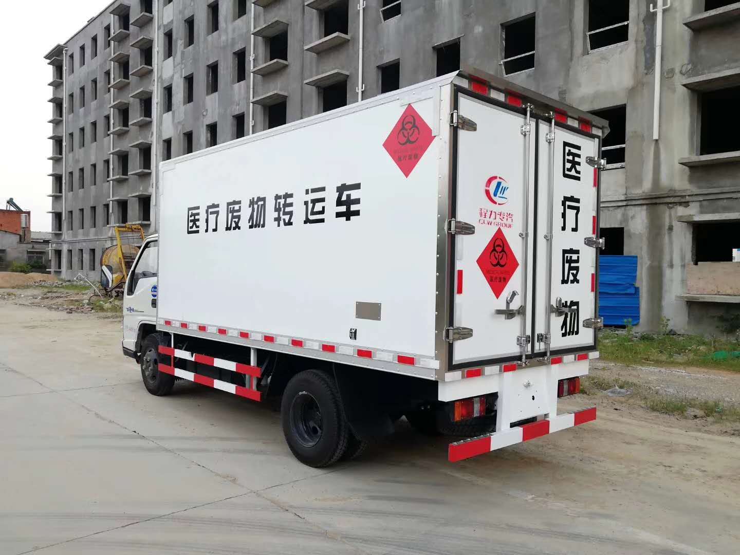 江铃顺达4.2米医疗废物运输车 ()