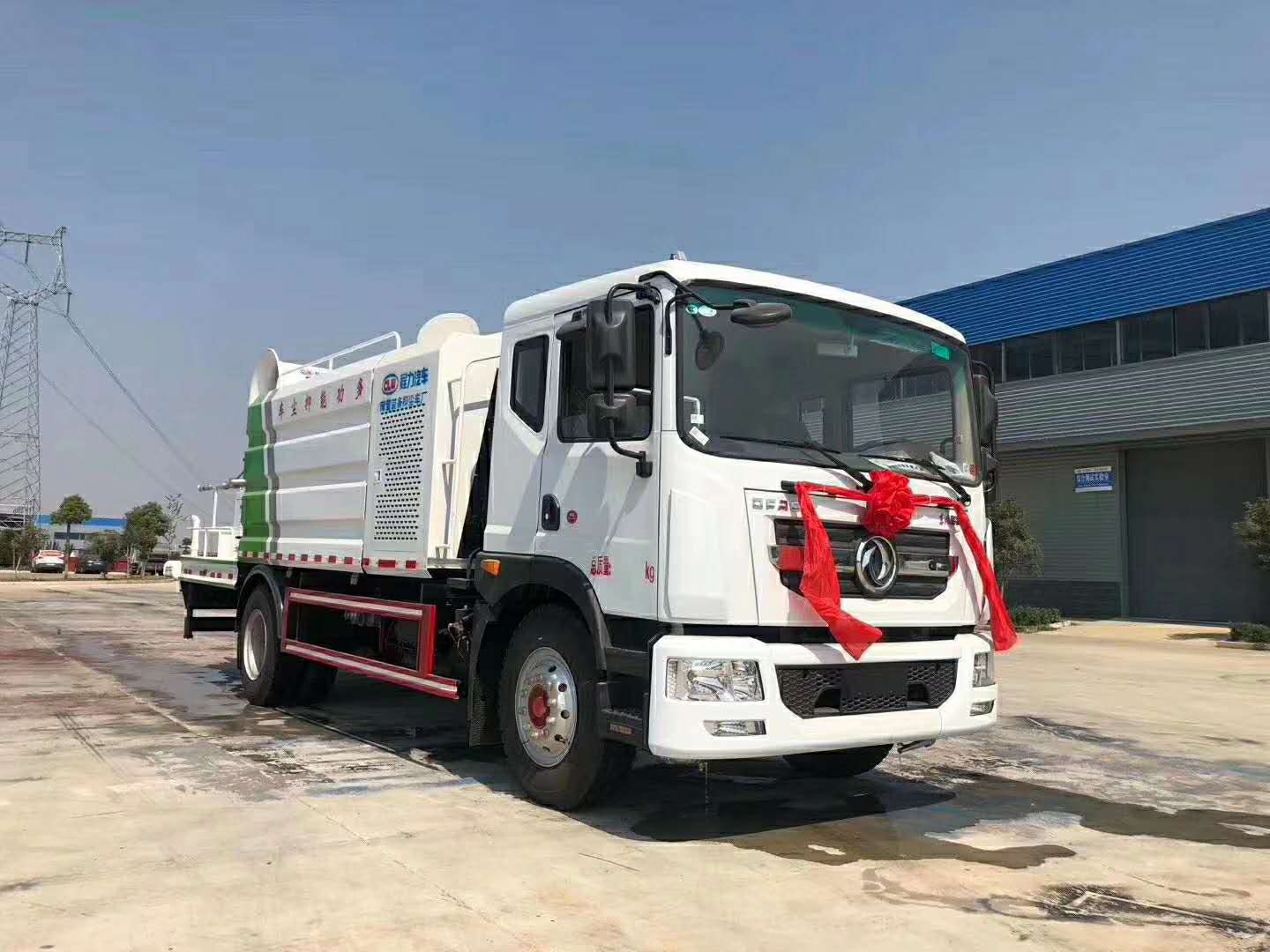 国六东风D9多功能抑尘车
