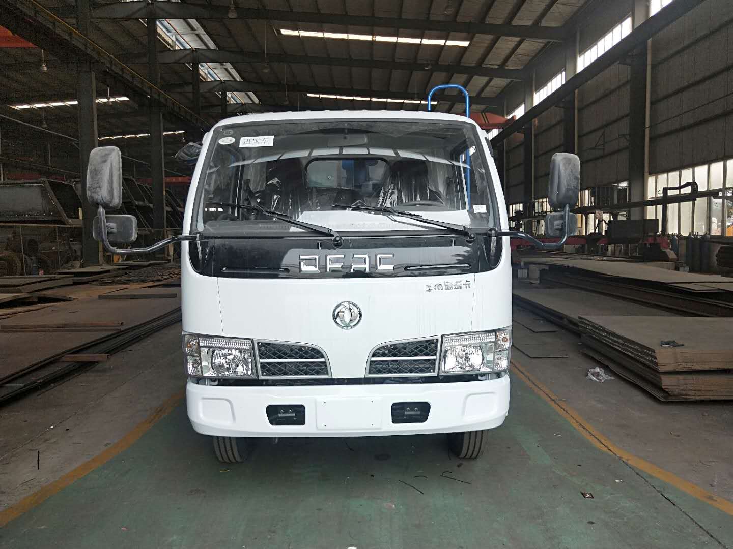 东风小多利卡压缩垃圾车