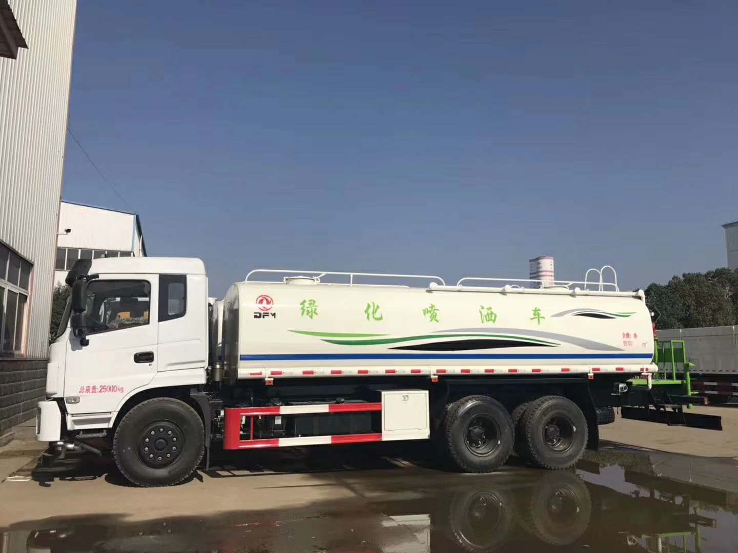 东风后双桥20方洒水车 ()