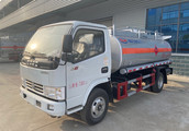 <font color='red'>东风</font>多利卡Ｄ6油罐车