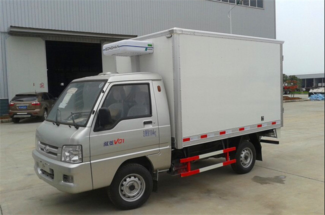 福田牌小型冷藏车，厢长2.6米，厂家销售，售后无忧 ()