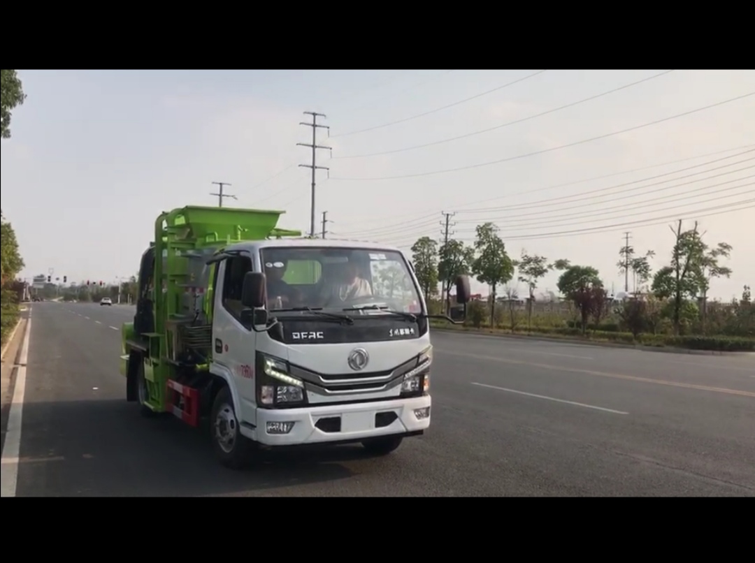 东风多利卡餐厨垃圾车发车了视频 (6191播放)