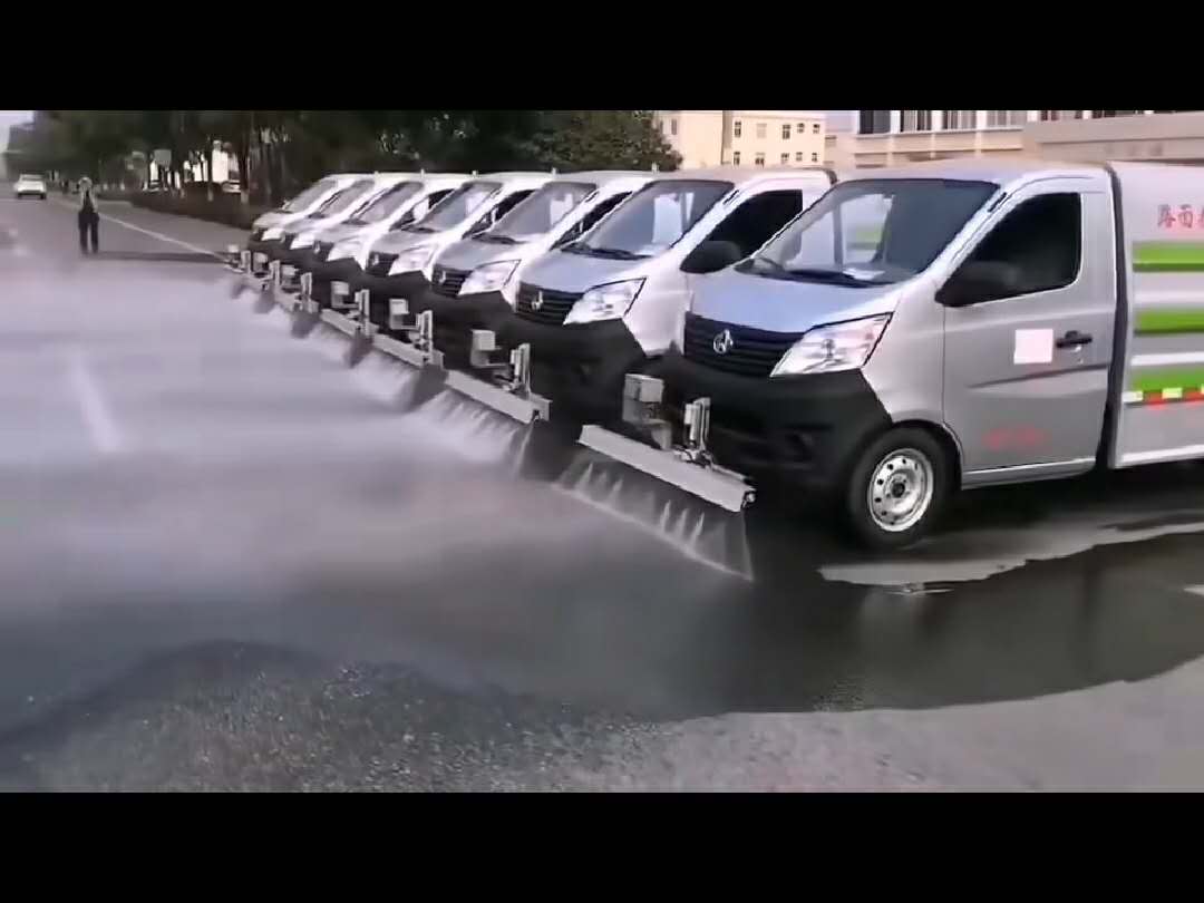 路面清洗车视频 (234播放)