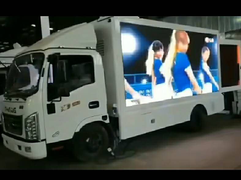唐骏国六4.2米车厢广告车宣传车视频 (1146播放)