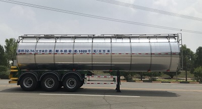 牧利卡牌NTC9405GYS型液态食品运输半挂车