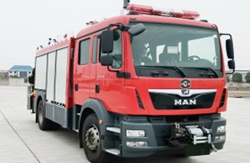 润泰牌RT5130TXFJY100型抢险救援消防车