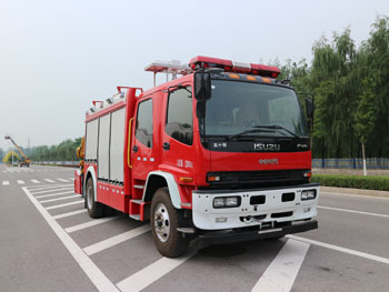中卓时代牌ZXF5130TXFJY100/W5型抢险救援消防车