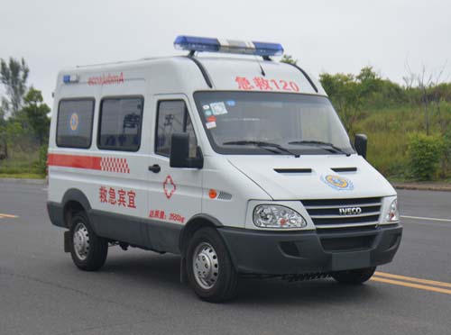 多士星牌JHW5040XJHNJ型救护车