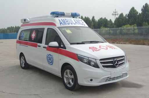 众骄牌HWZ5030XJHT1型救护车