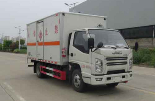 华通牌HCQ5041XRQJX6型易燃气体厢式运输车