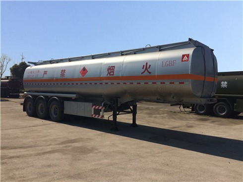 三力牌CGJ9401GYYC型运油半挂车