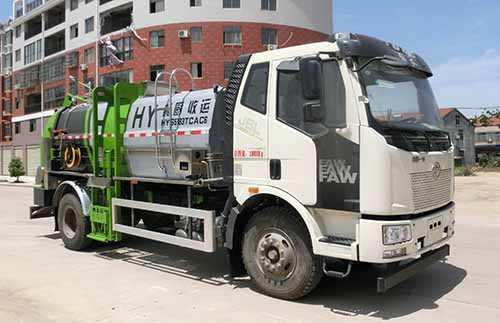 虹宇牌HYS5183TCAC6型餐厨垃圾车