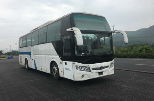 桂林牌GL6122HKE2型客车
