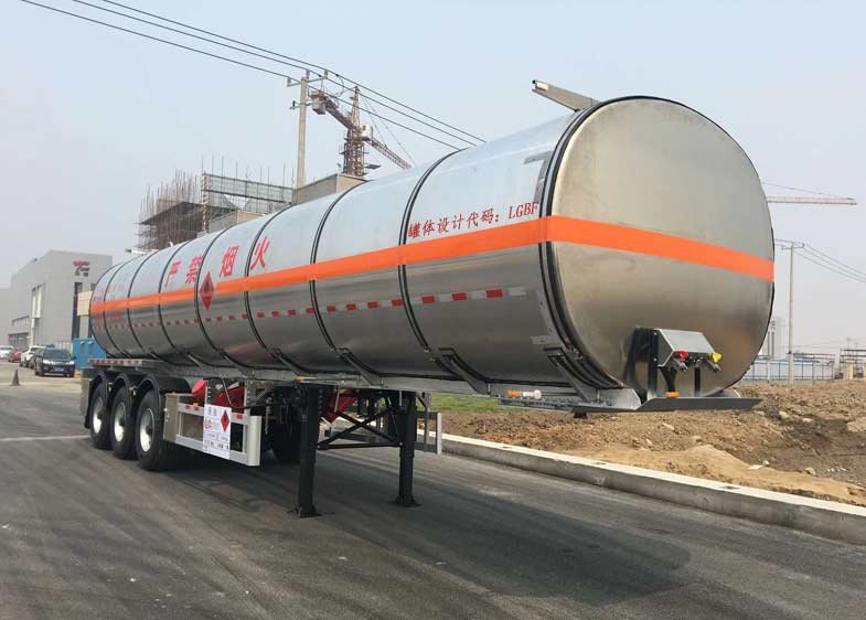 天明牌TM9407GRYTF2型铝合金易燃液体罐式运输半挂车