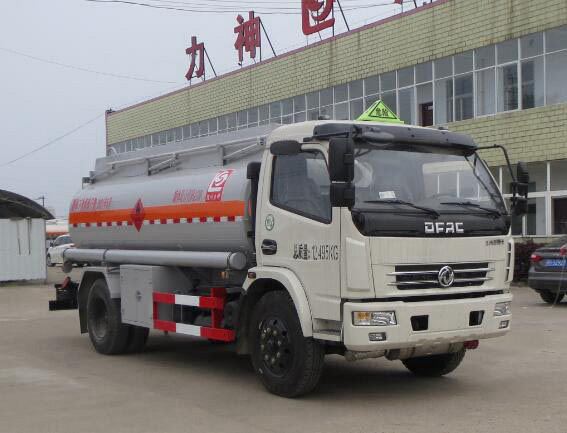 醒狮牌SLS5121GYYE5型运油车