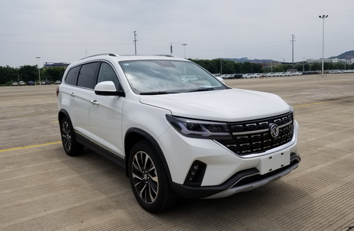 东风牌LZ6481XQ18BM型多用途乘用车