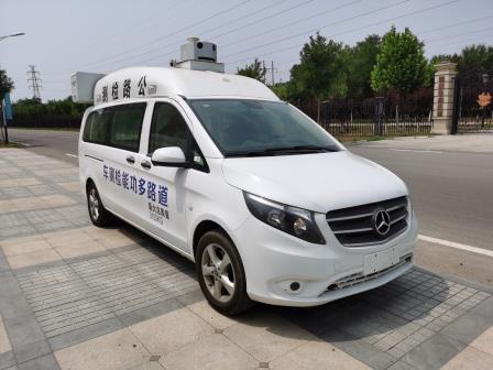 北京牌BJ5030TLJF型道路检测车