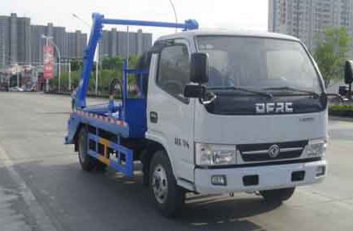 华通牌HCQ5075ZBSEQ6型摆臂式垃圾车