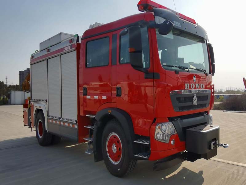 上格牌SGX5132TXFJY80型抢险救援消防车