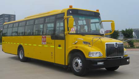 金旅牌XML6111J15ZXC型中小学生专用校车