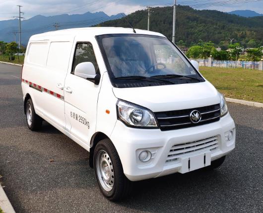 福建牌FJ5030XXYBEVA7型纯电动厢式运输车