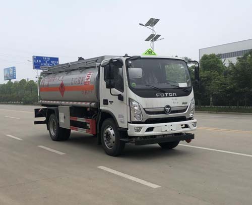 专威牌HTW5121GJYBQ6型加油车