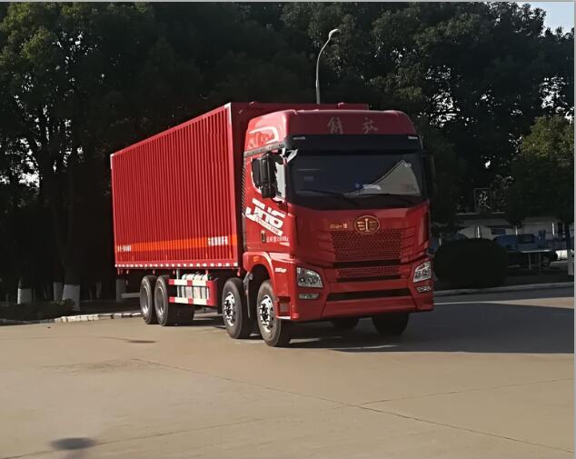 解放牌CA5310XYKP25K2L7T4E5A80型翼开启厢式车