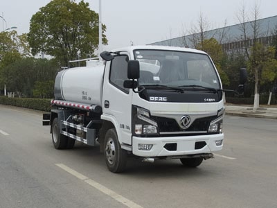 新东日牌YZR5070GSSE6型洒水车