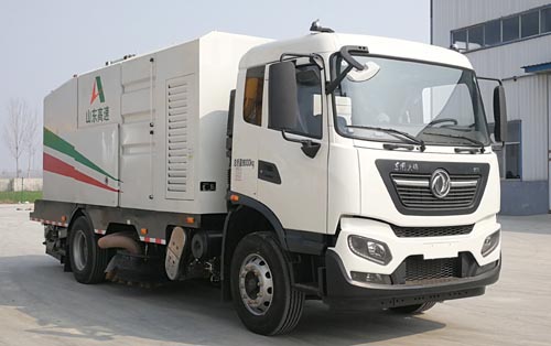 骏王牌WJM5180TSLDF型扫路车