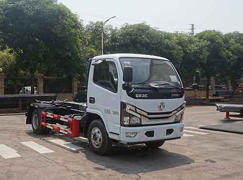 运力牌LG5070ZXXD6型车厢可卸式垃圾车