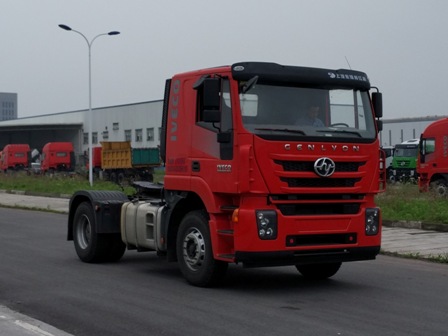 红岩牌CQ4186HMDG361C型集装箱半挂牵引车