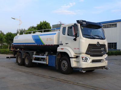 东岳牌ZTQ5250TDYZ5N43F型多功能抑尘车