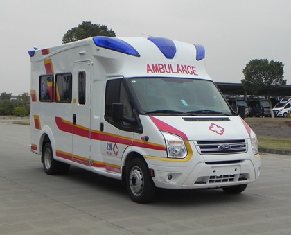 江铃全顺牌JSV5048XJHMLA26型救护车