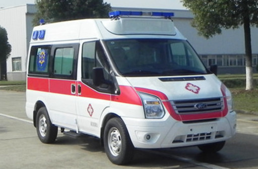 江铃全顺牌JX5048XJHMJ6-V型救护车