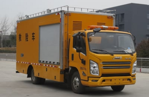 新东日牌YZR5080XXHJXWS6型救险车