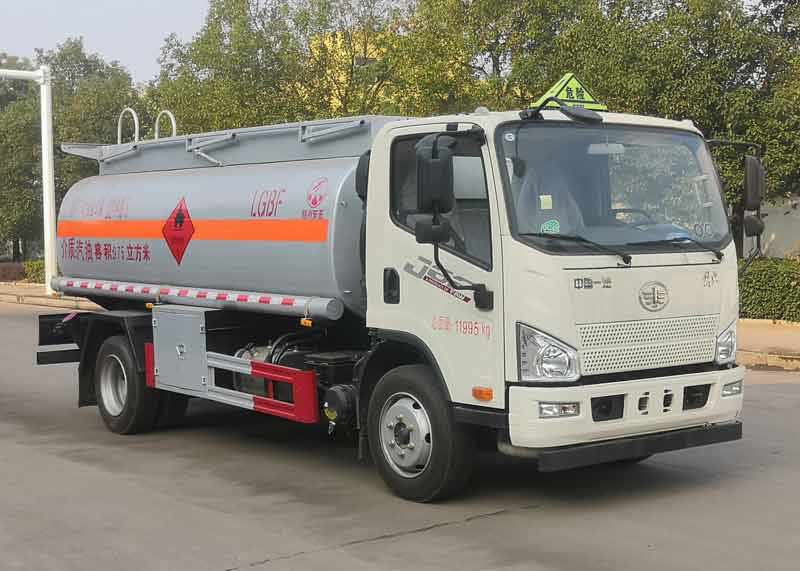 炎帝牌SZD5120GJYC6型加油车