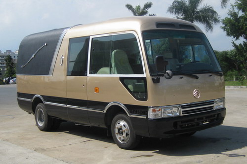 金旅牌XML5050XBY15型殡仪车