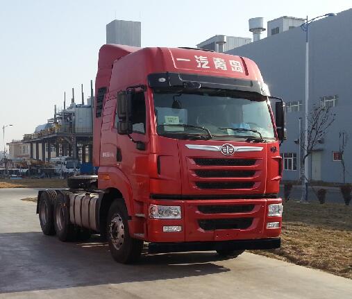 解放牌CA4257P2K15T1E5A80型平头柴油牵引车