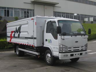 福龙马牌FLM5070XTYQLBEV型纯电动密闭式桶装垃圾车