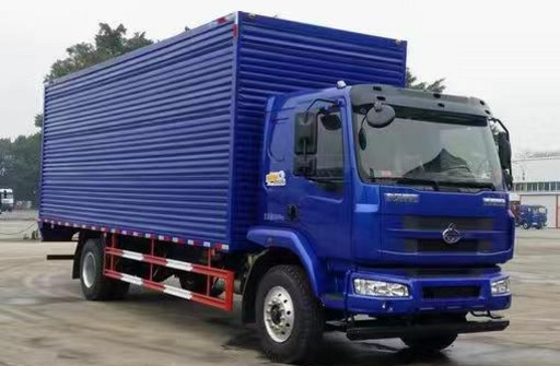 乘龙牌LZ5166XXYM3AB型厢式运输车