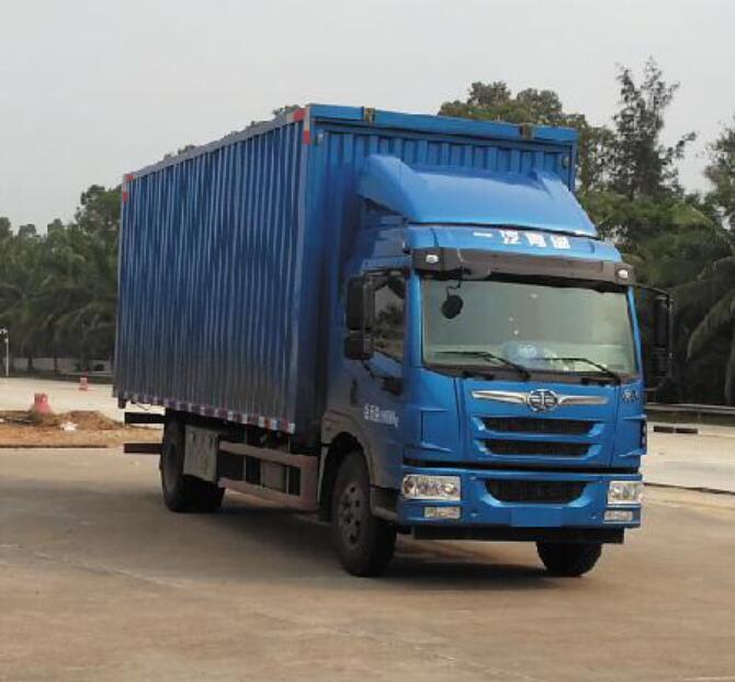 解放牌CA5189XYKPK2L5E5A80型翼开启厢式车