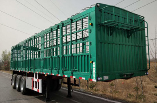 鲁玺牌LXP9401CCY型仓栅式运输半挂车