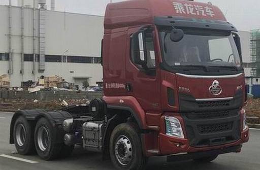 乘龙牌LZ4250H5DC2型危险品运输半挂牵引车